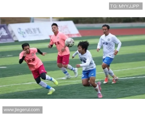 苍南足球明星盘点及其在国内外赛场上的表现与成就分析